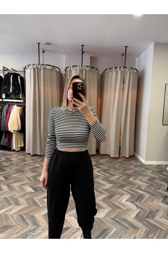 8417-31232 UZUN KOLLU CROP TOP