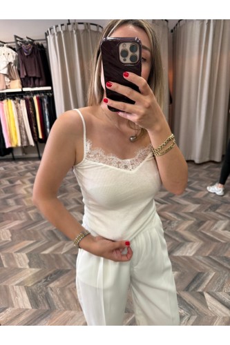 9555-21125 DANTEL ŞERİTLİ ASKILI TOP