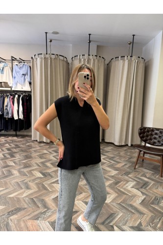 9805-10694 V YAKA TRİKO SÜVETER