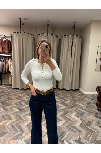 9045-16363 PATLI DÜĞMELİ TSHİRT